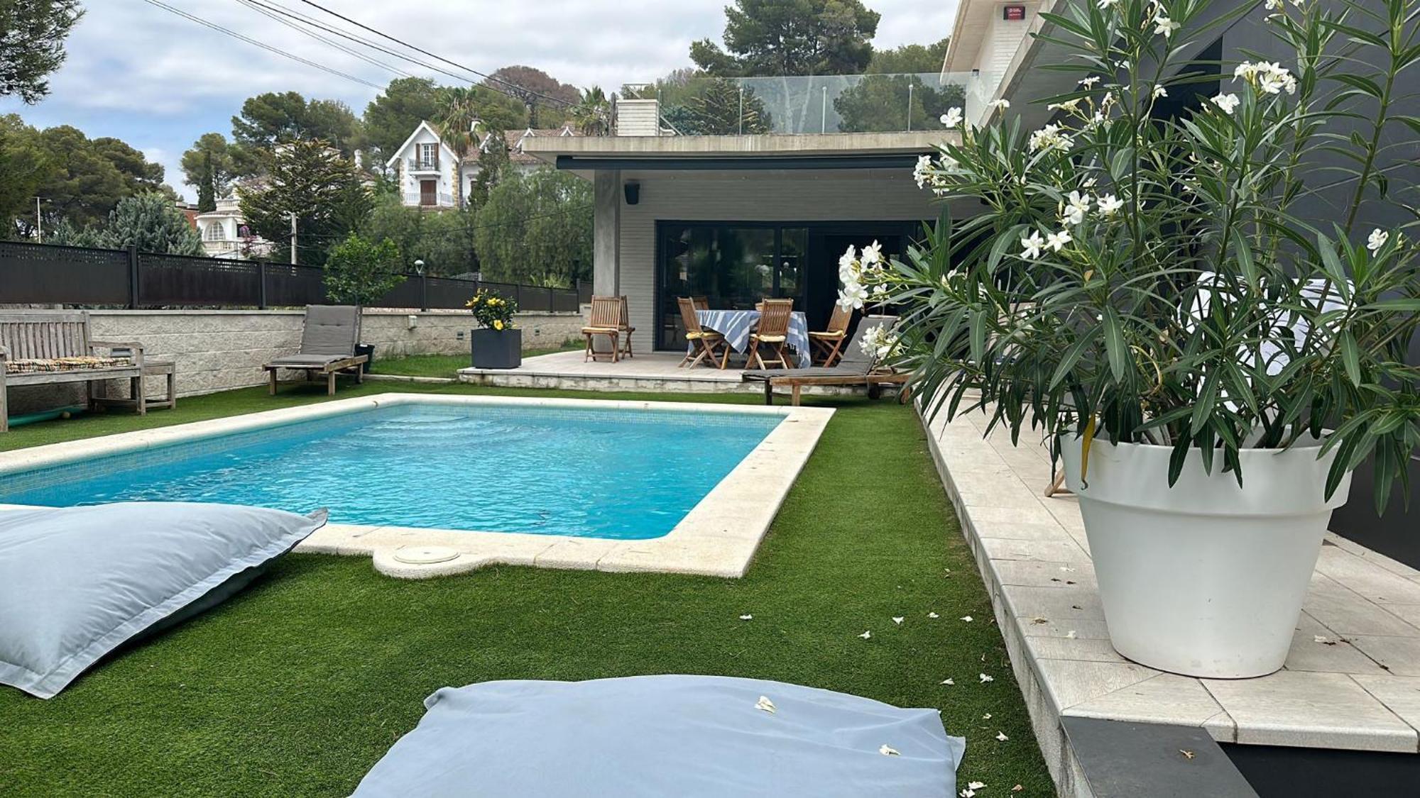 Casa En La Mora Cerca De Playas *