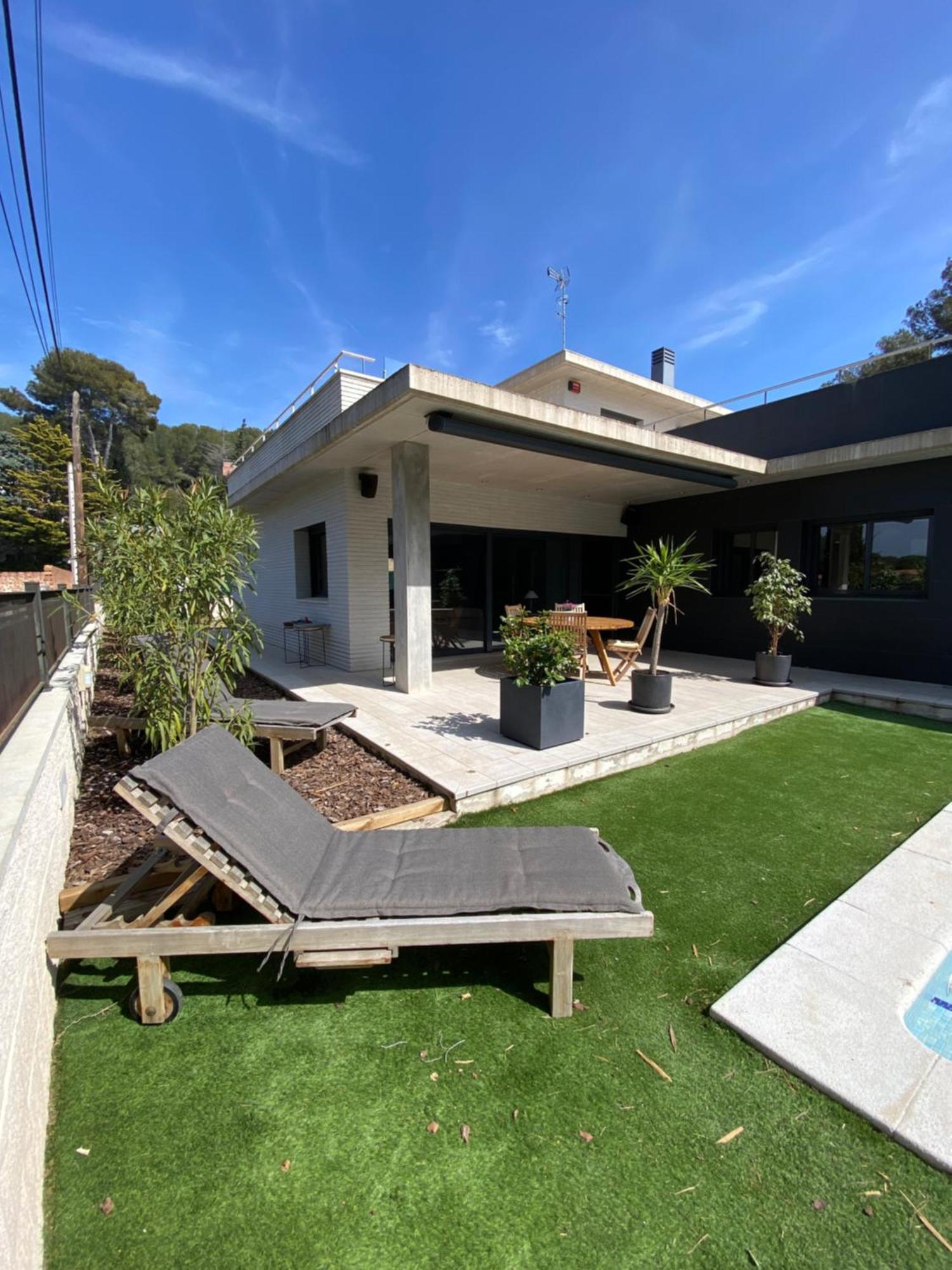 Casa En La Mora Cerca De Playas